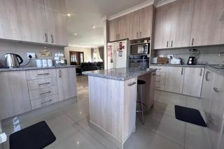 3 Bedroom Property for Sale in Brackenhurst Gauteng