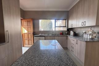 3 Bedroom Property for Sale in Brackenhurst Gauteng