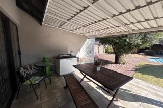 3 Bedroom Property for Sale in Brackenhurst Gauteng