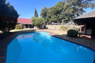 3 Bedroom Property for Sale in Brackenhurst Gauteng