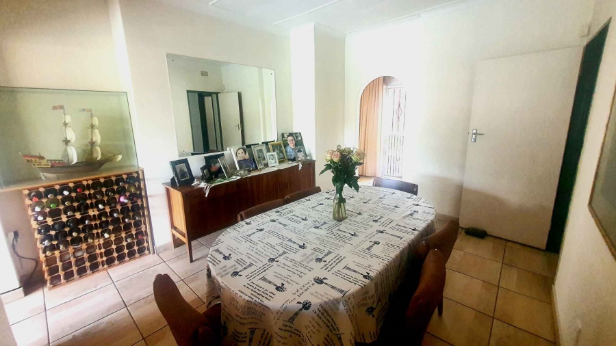 4 Bedroom Property for Sale in South Crest Gauteng