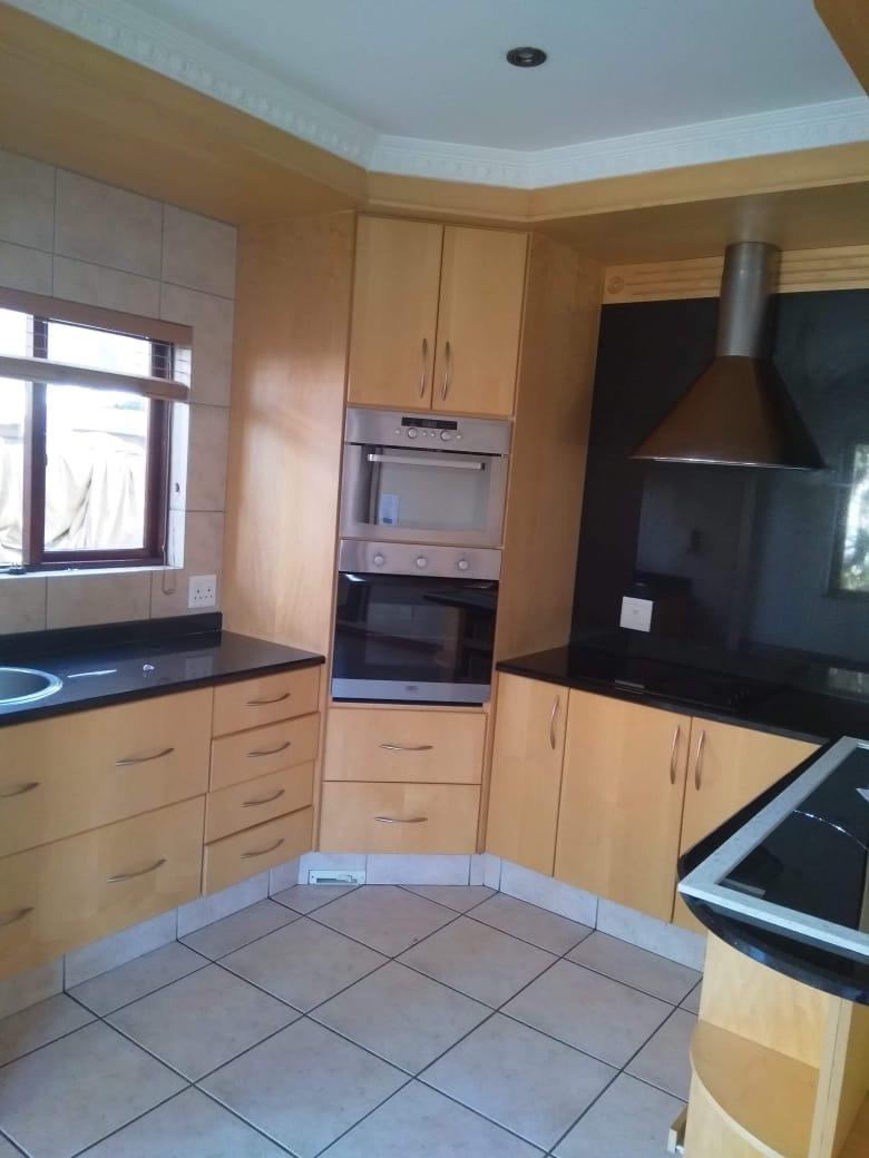 3 Bedroom Property for Sale in Beyerspark Gauteng