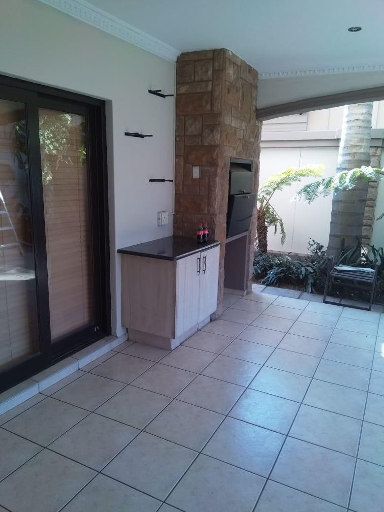 3 Bedroom Property for Sale in Beyerspark Gauteng