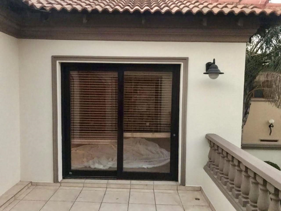 3 Bedroom Property for Sale in Beyerspark Gauteng