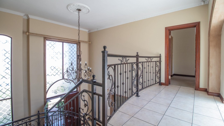 3 Bedroom Property for Sale in Beyerspark Gauteng