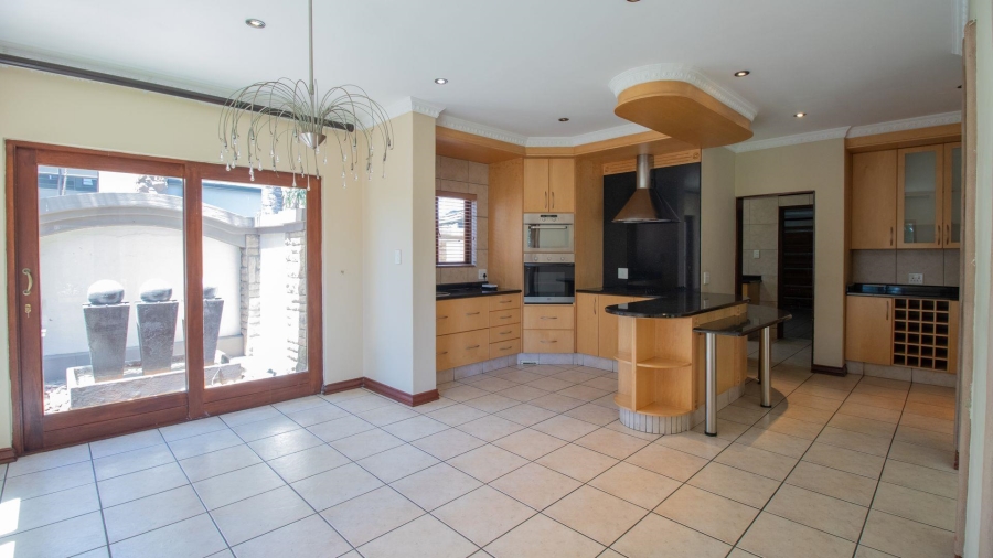 3 Bedroom Property for Sale in Beyerspark Gauteng