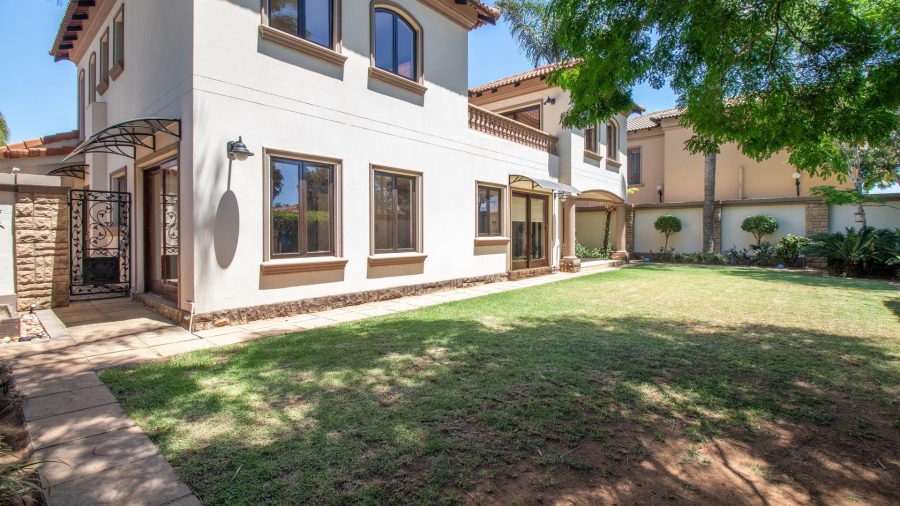 3 Bedroom Property for Sale in Beyerspark Gauteng