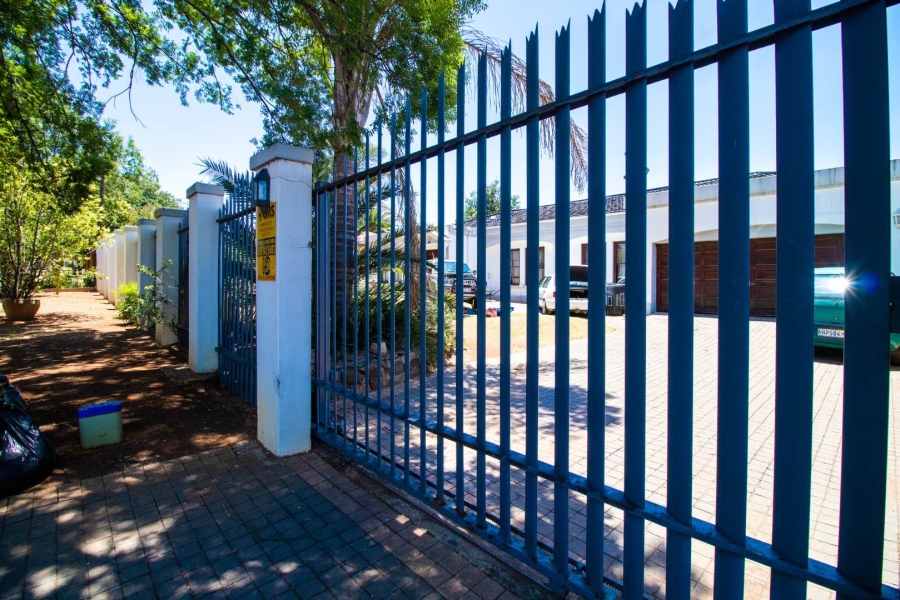 3 Bedroom Property for Sale in Airfield Gauteng