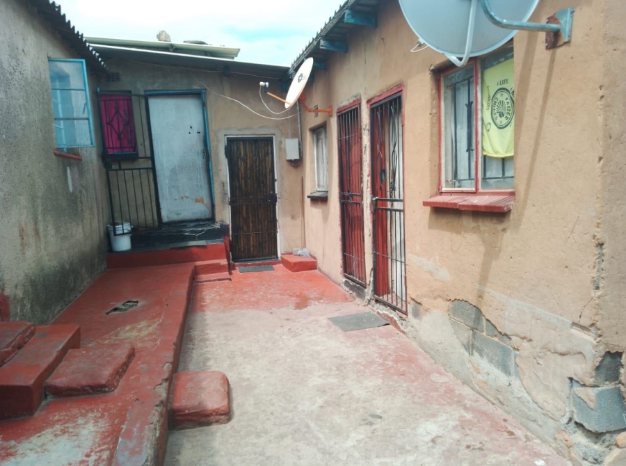 2 Bedroom Property for Sale in Tembisa Gauteng