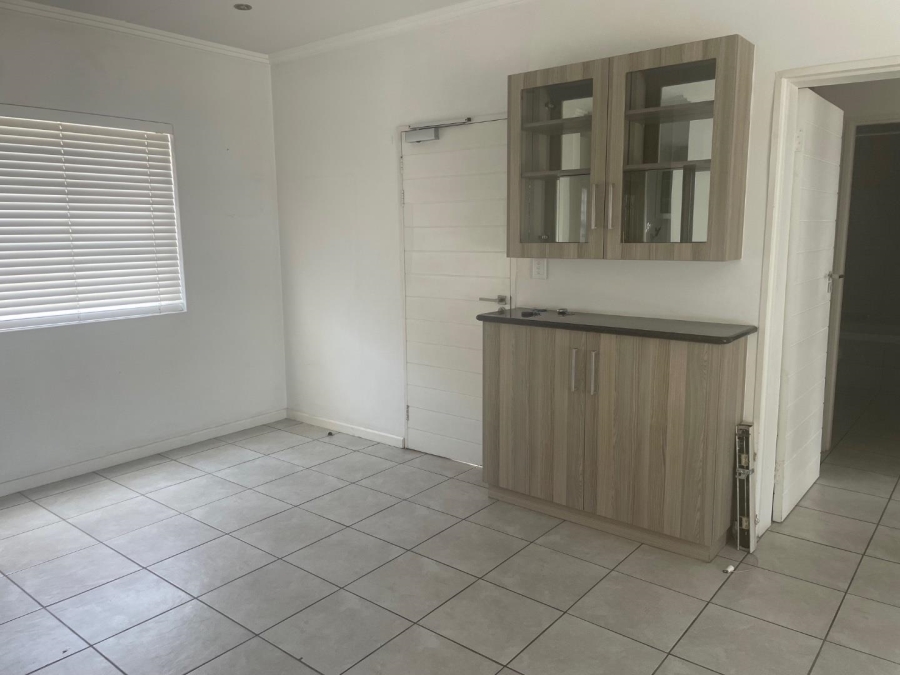 To Let 2 Bedroom Property for Rent in Edenburg Gauteng