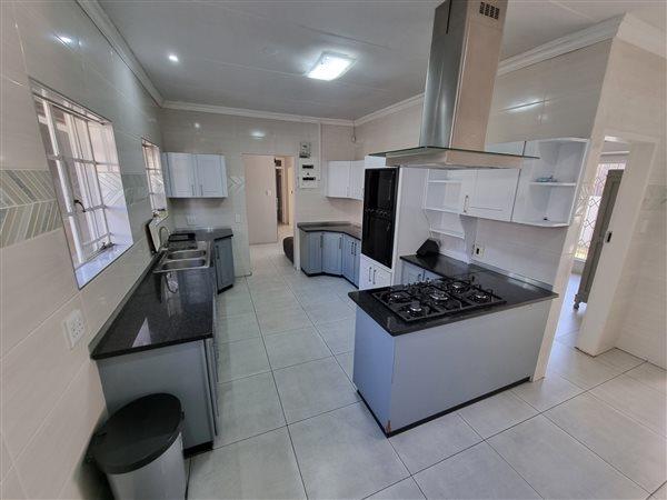 To Let 3 Bedroom Property for Rent in Edenburg Gauteng