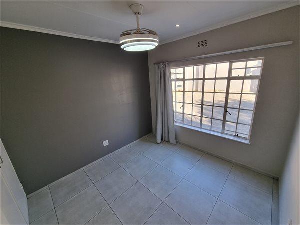 To Let 3 Bedroom Property for Rent in Edenburg Gauteng