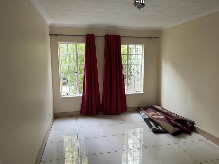 To Let 2 Bedroom Property for Rent in Morningside Gauteng