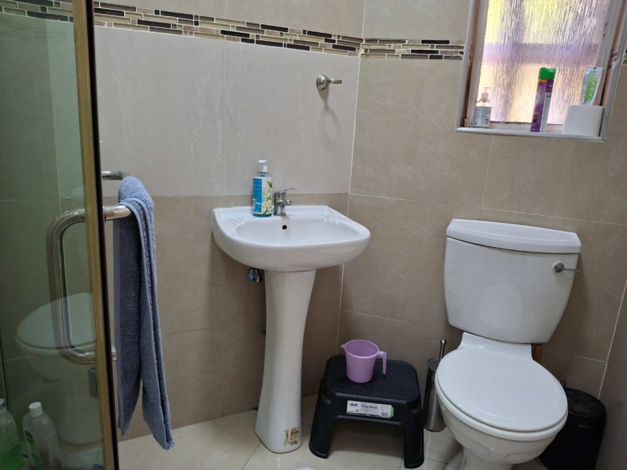 To Let 2 Bedroom Property for Rent in Sandown Gauteng