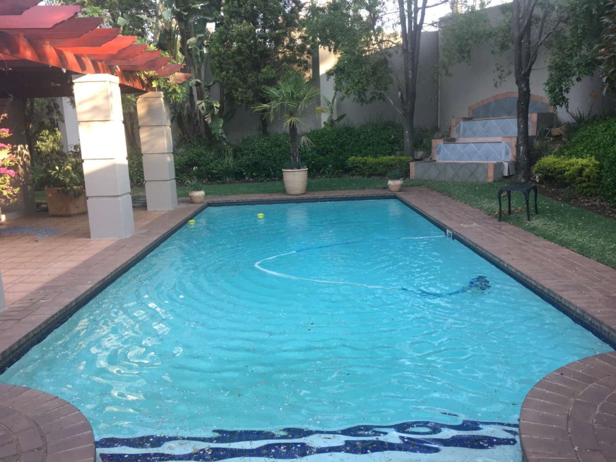 2 Bedroom Property for Sale in Melrose Estate Gauteng