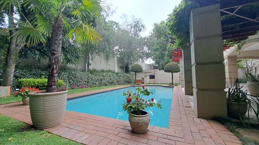 2 Bedroom Property for Sale in Melrose Estate Gauteng