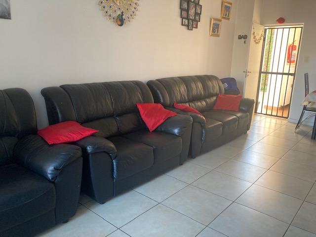 To Let 3 Bedroom Property for Rent in Oakdene Gauteng