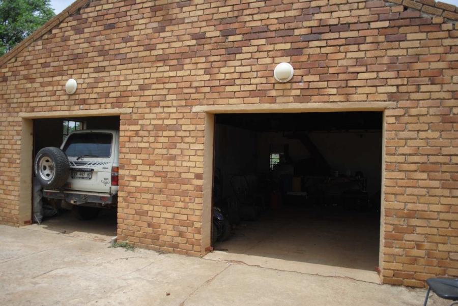 3 Bedroom Property for Sale in Helderstrome AH Gauteng