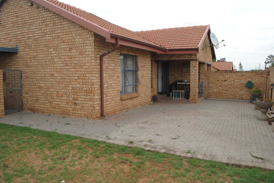 2 Bedroom Property for Sale in Riversdale Gauteng