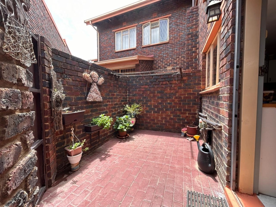 3 Bedroom Property for Sale in Brackenhurst Gauteng