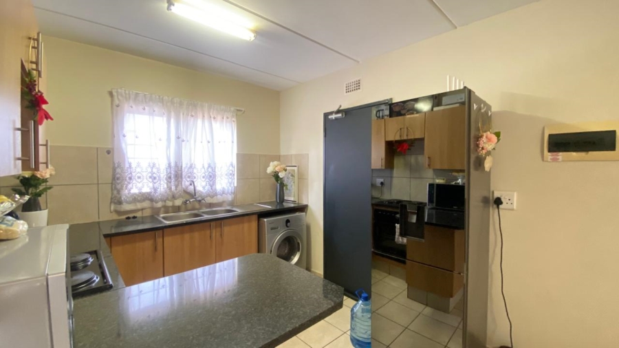 2 Bedroom Property for Sale in Olympus AH Gauteng