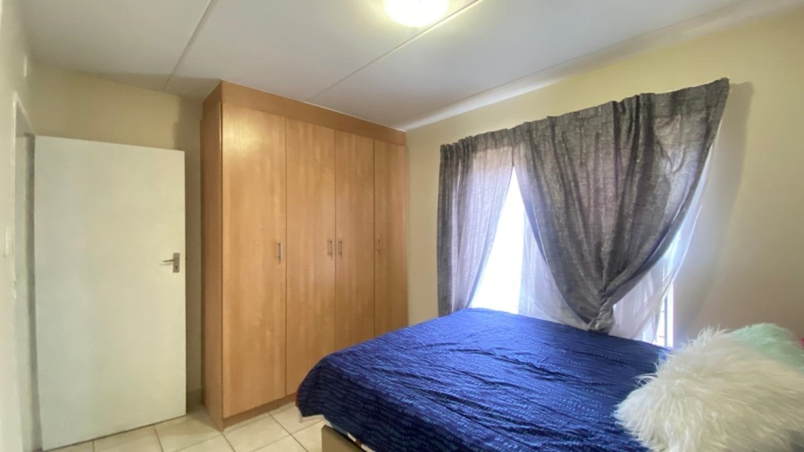 2 Bedroom Property for Sale in Olympus AH Gauteng