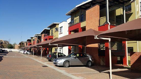 To Let 2 Bedroom Property for Rent in Fourways Gauteng