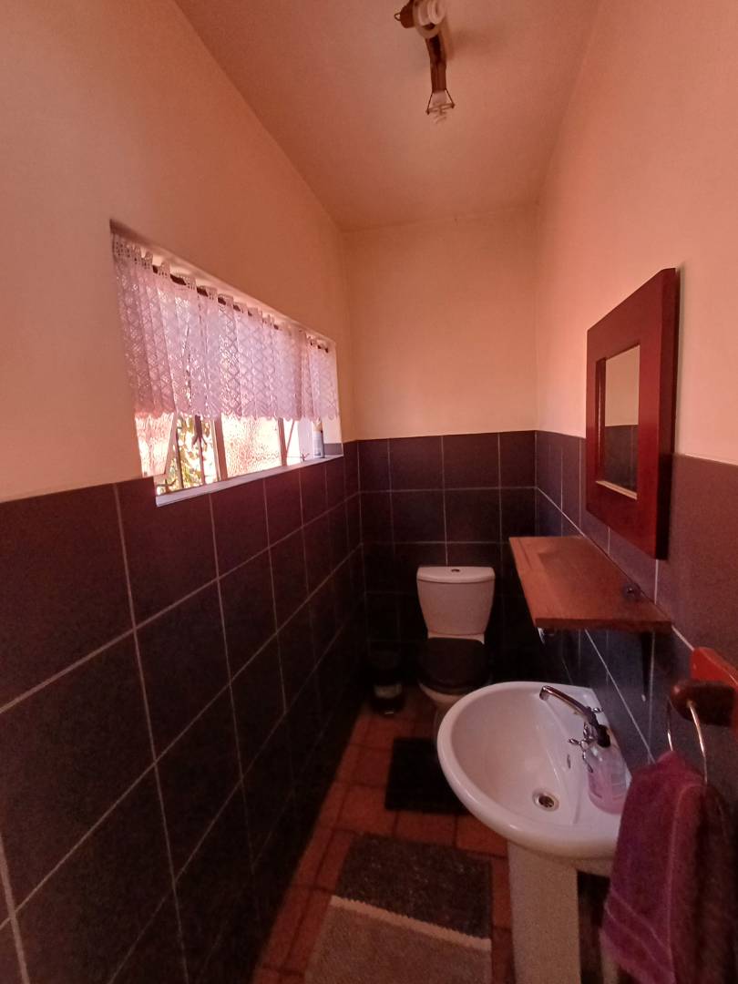 To Let 1 Bedroom Property for Rent in Robindale Gauteng