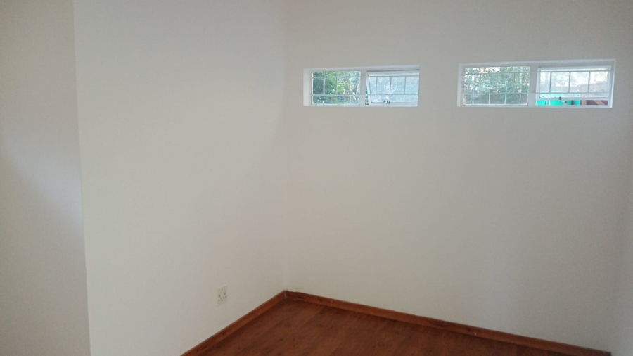 To Let 1 Bedroom Property for Rent in Bryanston Gauteng