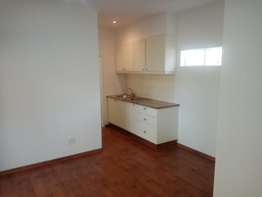 To Let 1 Bedroom Property for Rent in Bryanston Gauteng