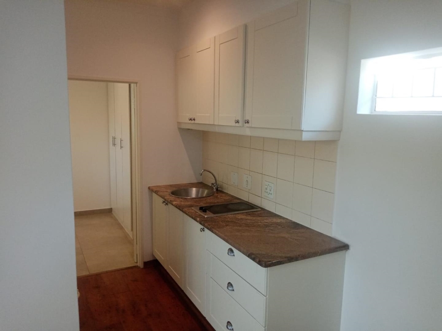 To Let 1 Bedroom Property for Rent in Bryanston Gauteng