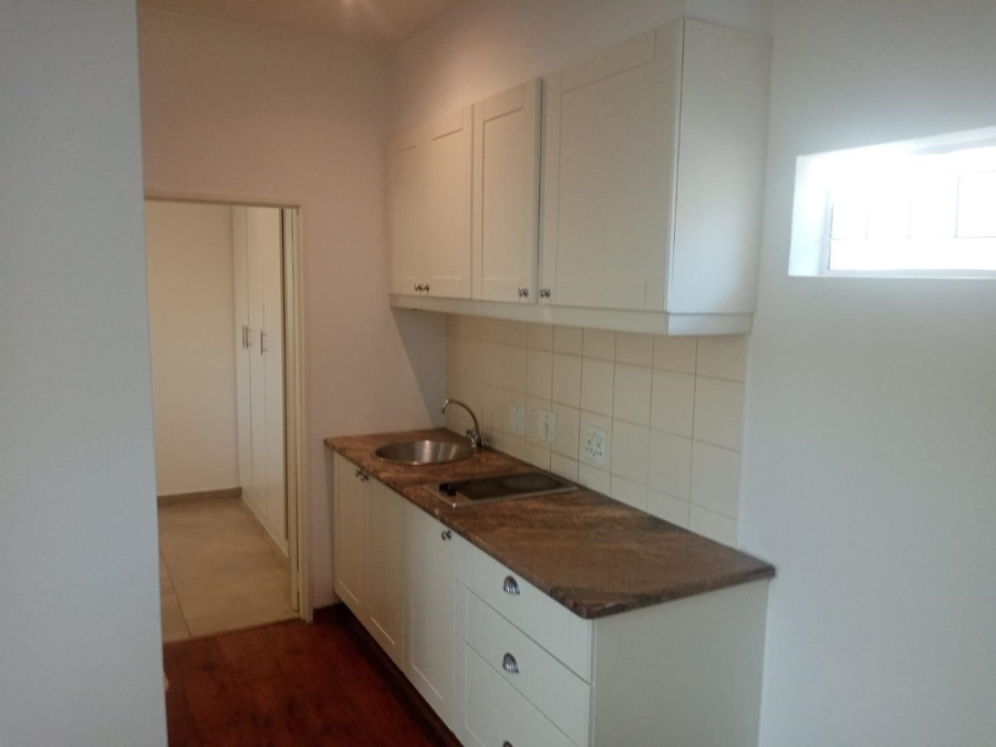 To Let 1 Bedroom Property for Rent in Bryanston Gauteng