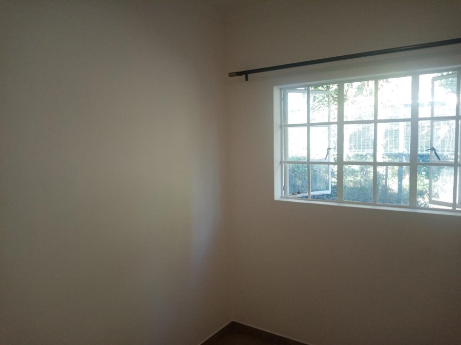 To Let 1 Bedroom Property for Rent in Bryanston Gauteng