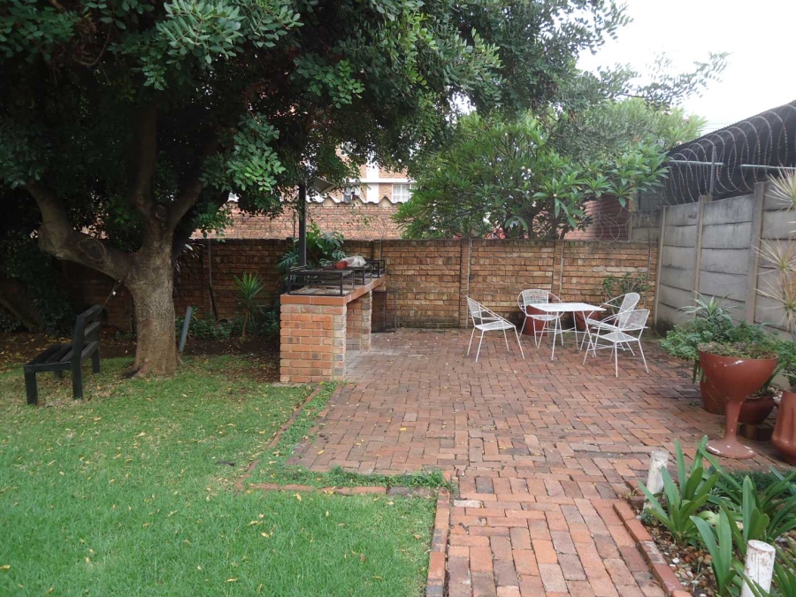 3 Bedroom Property for Sale in Rietfontein Gauteng