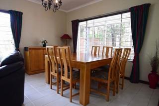 To Let 4 Bedroom Property for Rent in Weltevreden Park Gauteng