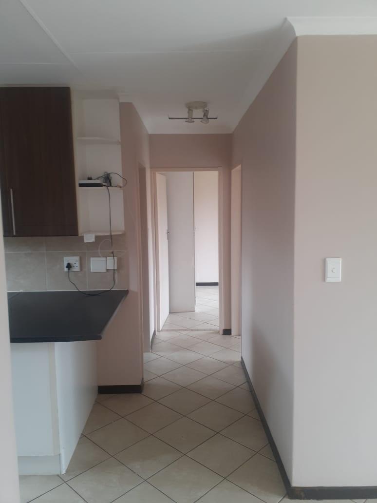 To Let 2 Bedroom Property for Rent in Mooikloof Ridge Gauteng