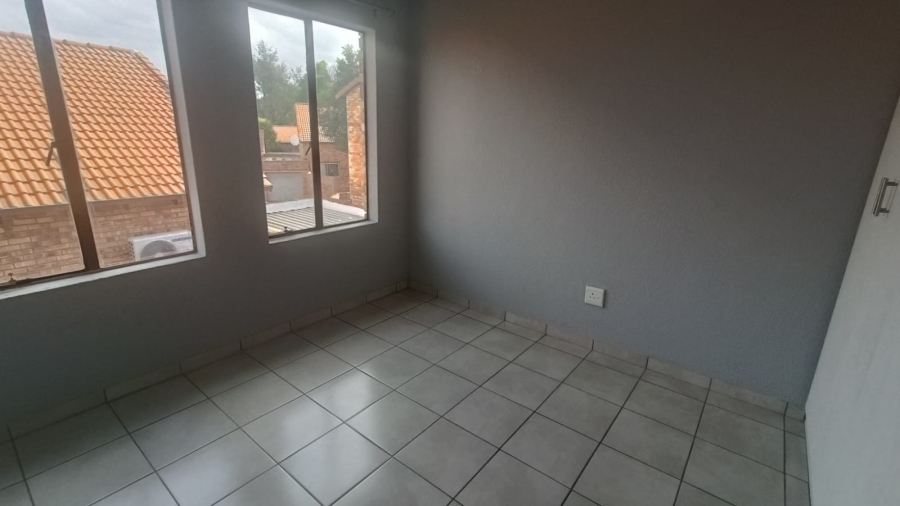 3 Bedroom Property for Sale in Hennopspark Gauteng