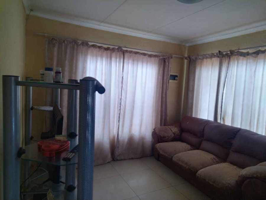 To Let 3 Bedroom Property for Rent in Soshanguve VV Gauteng