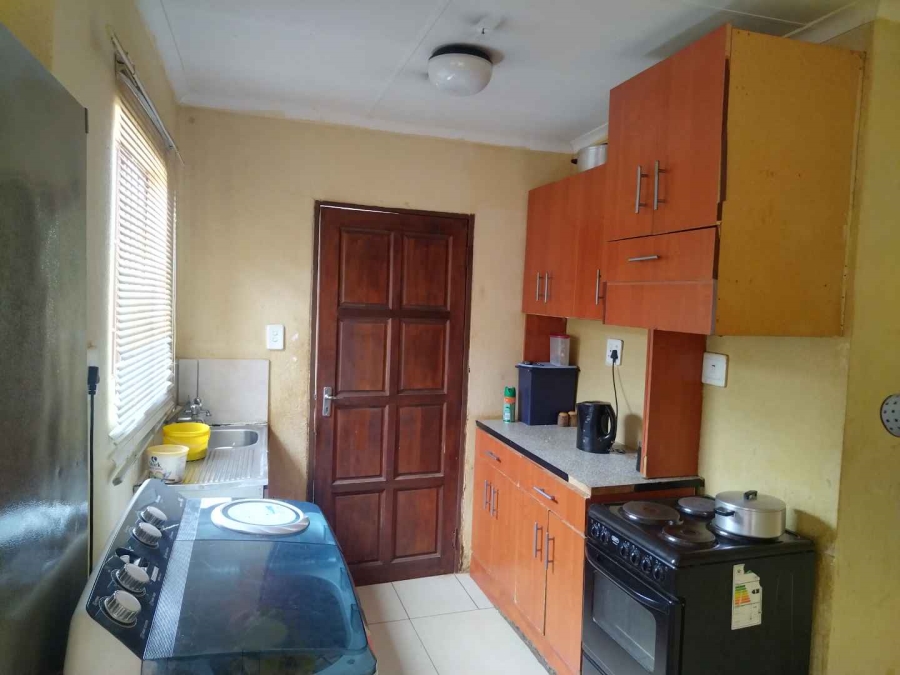 To Let 3 Bedroom Property for Rent in Soshanguve VV Gauteng