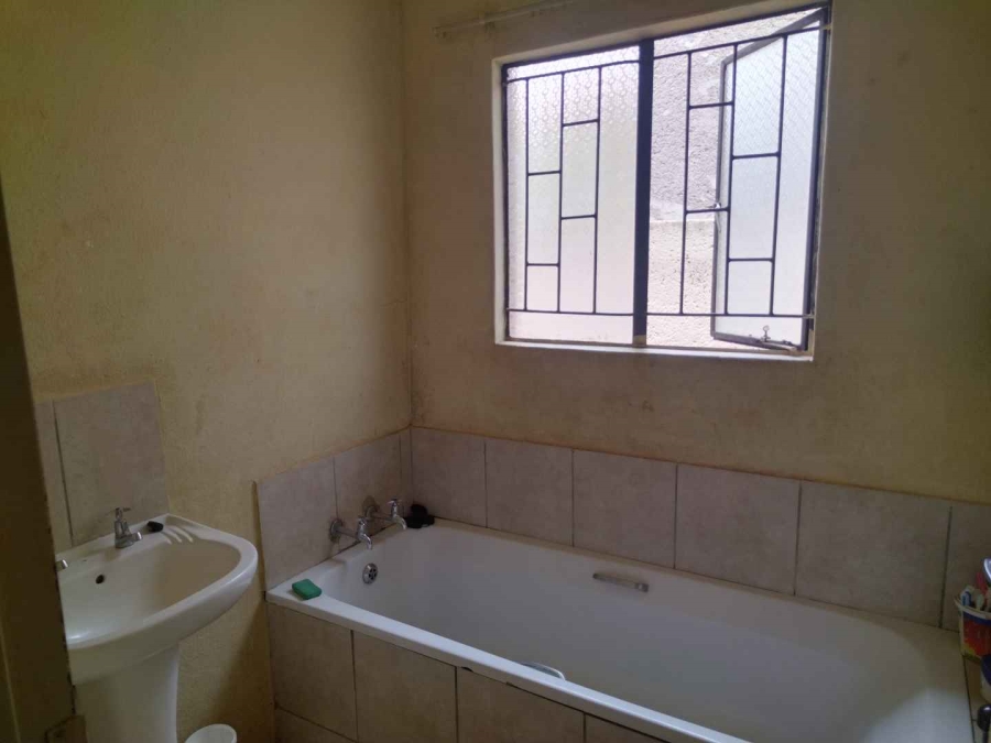 To Let 3 Bedroom Property for Rent in Soshanguve VV Gauteng