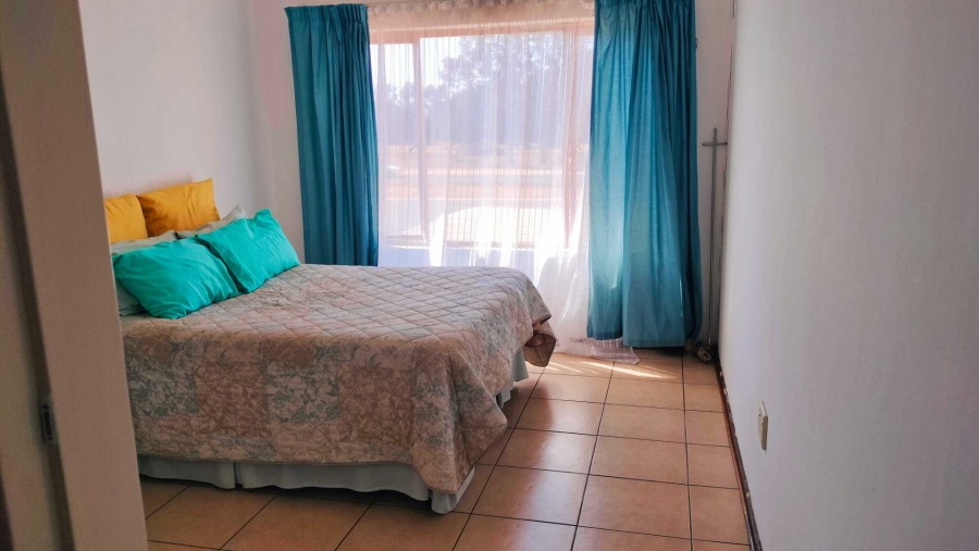 2 Bedroom Property for Sale in Hesteapark Gauteng