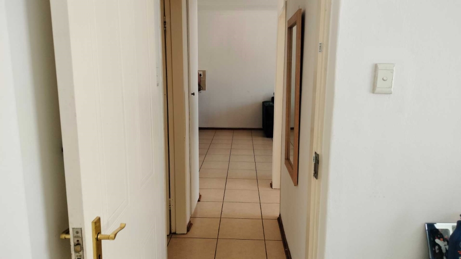 2 Bedroom Property for Sale in Hesteapark Gauteng