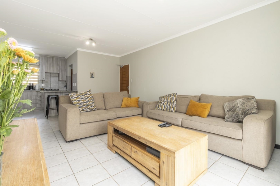 3 Bedroom Property for Sale in Wilgeheuwel Gauteng