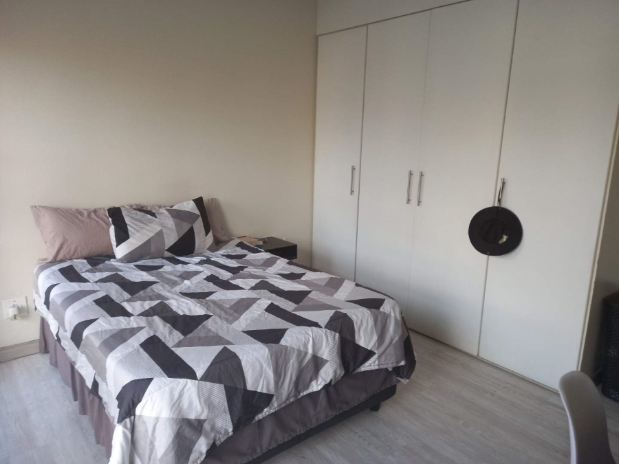 To Let 2 Bedroom Property for Rent in Randburg Gauteng