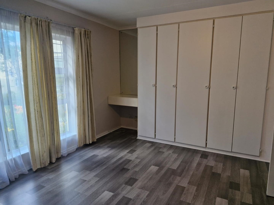 To Let 2 Bedroom Property for Rent in Morningside Gauteng