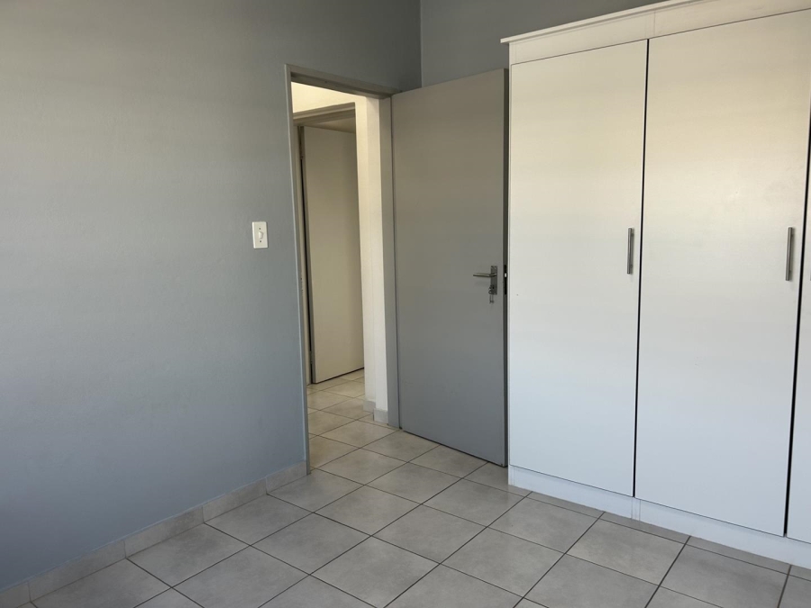 To Let 2 Bedroom Property for Rent in Brentwood Gauteng