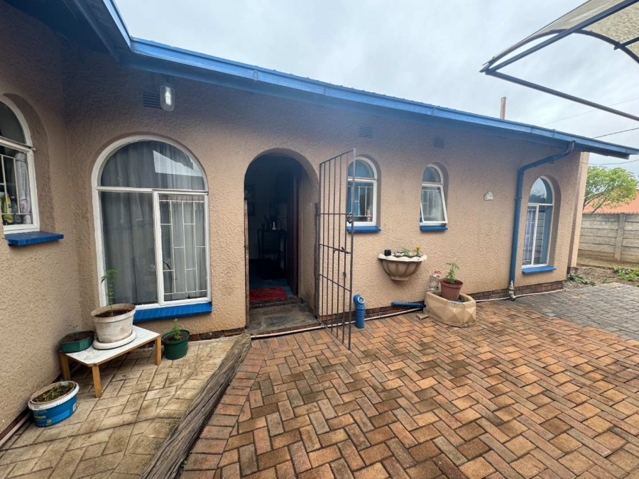 3 Bedroom Property for Sale in Mayberry Park Gauteng