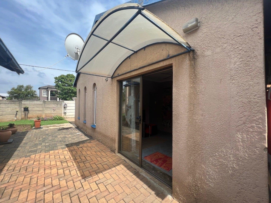 3 Bedroom Property for Sale in Mayberry Park Gauteng