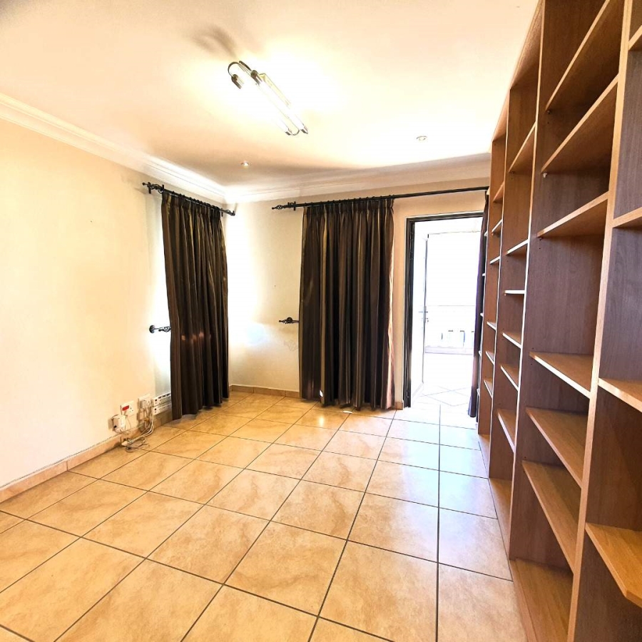 3 Bedroom Property for Sale in Beyerspark Gauteng