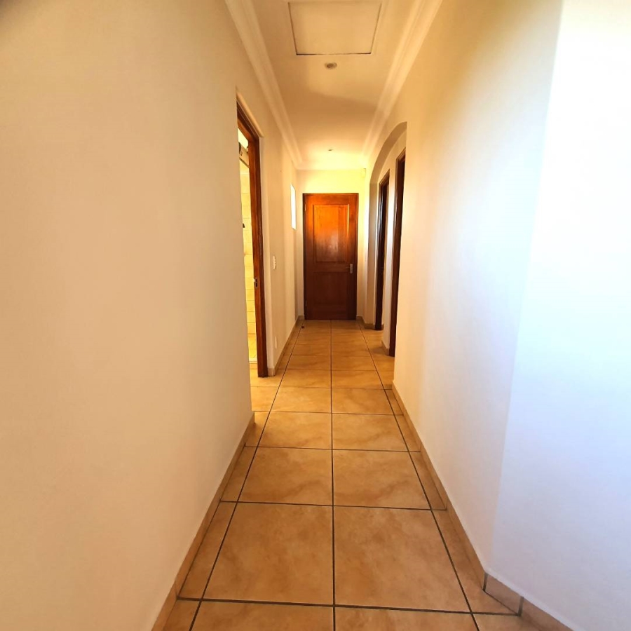 3 Bedroom Property for Sale in Beyerspark Gauteng